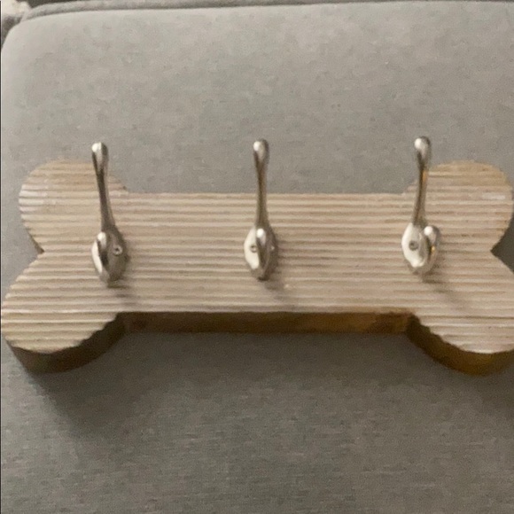 Key Coat or Leash Hanger Rack 3 Hooks - Picture 1 of 4